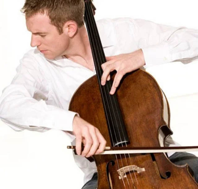 Guest soloist Johannes Moeser, cello